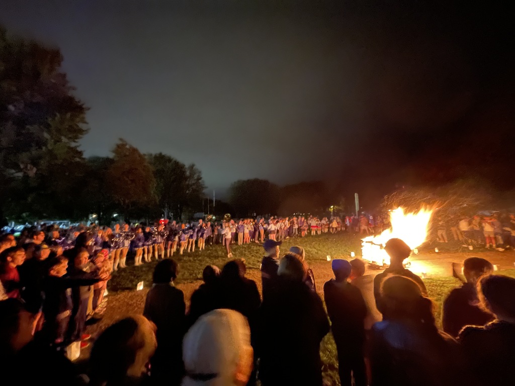 Bonfire photo from 2021 Homecoming
