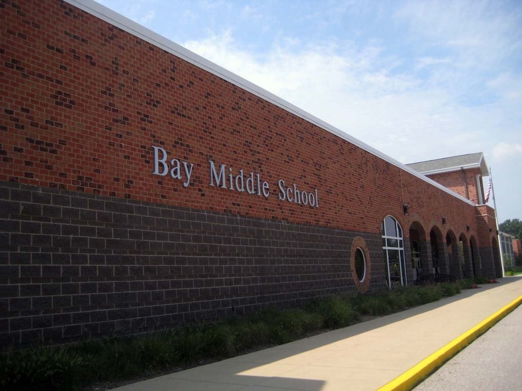 Bay Middle School Building Photo